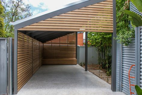 Hardwood timber carport in adelaide Carport Modern, Modern Carport, Pole Barn Designs, Pergola Diy, Pergola Carport, Carport Garage, Carport Designs, Modern Pergola, Pergola Design