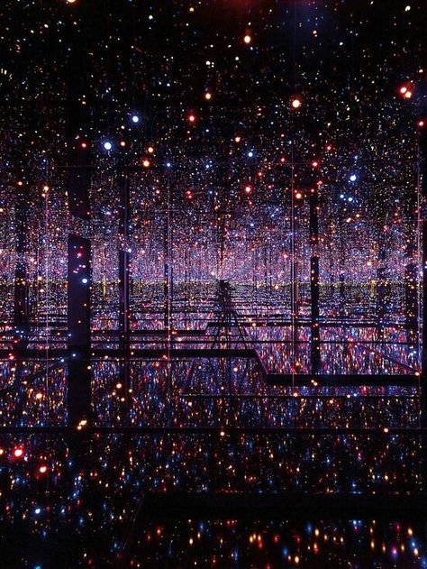 "Filled with the brilliance of life" by Japanese artist Infinity Mirror Room, Infinity Room, Mirror Room, Infinity Mirror, Purple Sparkle, Yayoi Kusama, Tate Modern, Sculpture Installation, Light Installation