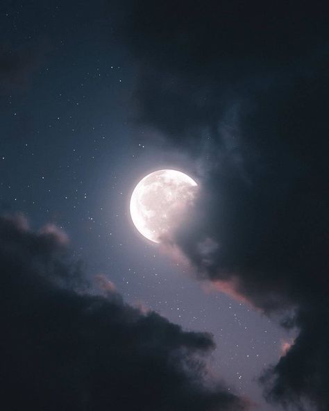 Cloudy Moon, Midnight Summer Dream, Full Moon Pictures, Impact Crater, Cute Desktop Wallpaper, Moon Pictures, Moon Photography, Summer Dream, Artist On Instagram