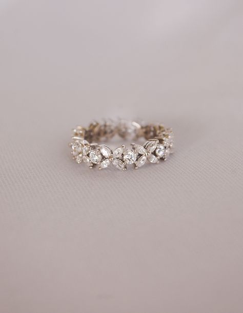 Incrusted Diamond Ring, Flower Wedding Band Ring, Wedding Bands For Women Flower, Wedding Anniversary Bands For Women, Wedding Band Rings Women, 10 Stone Diamond Ring, Unique Engagement Rings Flower, Unique Diamond Bands For Women, Unique Eternity Ring