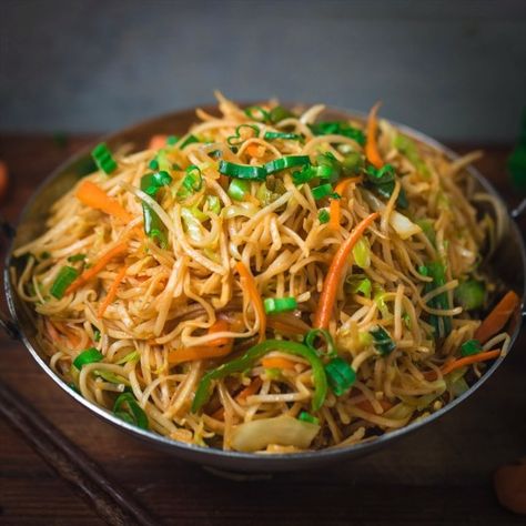 Veg Hakka Noodles by Chef @sanjyotkeer . . . . #foodie #foodislife #foodporn #igfood #delicious #fresh #foodlover #ilovefood #homemade… Veg Hakka Noodles, Hakka Noodles, Food Lab, Pad Thai, I Love Food, Japchae, Food Lover, Noodles, Chef