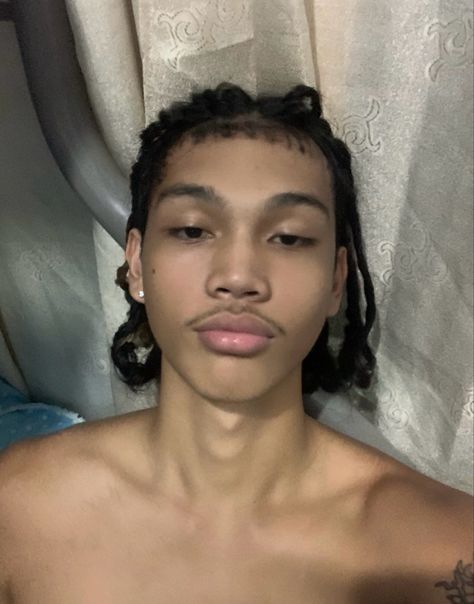 Curls Blasian Boy, Blasian Men, Attractive Light Skin Men, Hairstyles Boy, Pfp Male, Pfp Boy, Curly Head, Boy Pfp, Pfp Discord