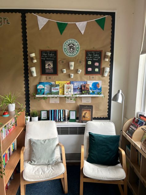 Key stage 2 primary reading display Key Stage 2 Classroom, Key Stage 1 Classroom Ideas, Book Corner Ideas Classroom Ks2, Primary School Reading Corner, Ks2 Reading Corner, Headteacher Office Ideas, Reading Display Ks2, Reading Corner Classroom, Reading Areas