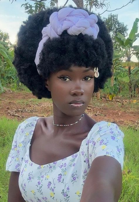 Big Afro, Short Box Braids Hairstyles, Natural Afro Hairstyles, Dark Skin Beauty, July 11, Afro Hairstyles, Big Hair, Curly Hair Styles Naturally, Black Is Beautiful