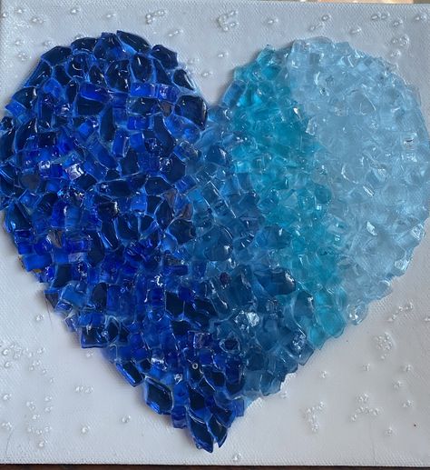 Glass Fusion Ideas Hearts, Tack Fused Glass Ideas, Broken Glass Crafts, Sea Glass Art Diy, Glass Art Products, Sea Glass Art Projects, Diy Beach Decor, Glass Fusion Ideas, Fused Glass Artwork