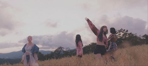 Girl M, Dara Kpop, Love Sick, Park Chaeyoung, Kim Jisoo, Blackpink Photos, Girl Wallpaper, Lalisa Manoban, Wallpaper Pc