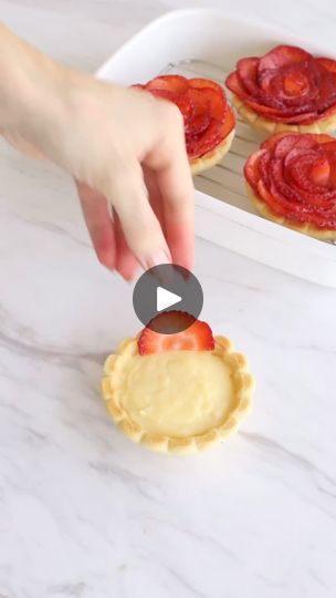 Strawberry rose tarts with custard cream 🍓✨ made by @joyfulhomecooking (Instagram)

#dessert #strawberry #pastry | By Chef's PencilFacebook Classy Tea Party, Custard Cupcakes, Strawberry Tart Recipe, Strawberry Pastry, Dessert Strawberry, Strawberry Pudding, Custard Tarts, Strawberry Rose, Custard Cream