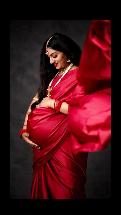 Indian Goddess Maternity Shoot, Bollywood Maternity Shoot, Maternity Photo Shoot Ideas In Saree, Pregnant Lady Photoshoot, Maternity Shoot In Saree At Home, Saree Pregnancy Photoshoot, Metarnity Photoshoot Indian At Home, Maternity Shoot Indian, Saree Maternity Photoshoot