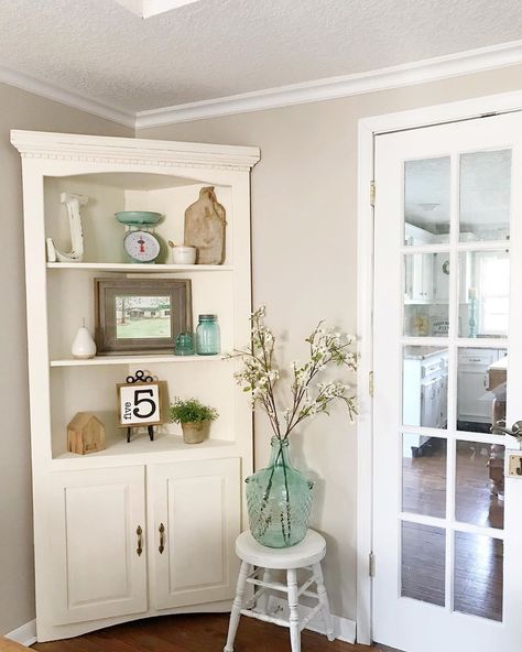 Dinning Room Corner Decor, Corner Cabinet Ideas Dining, Corner Hutch Coffee Bar, Corner Cabinet Decorating Ideas, Corner Decorating Ideas Dining, Corner China Cabinet Ideas, Corner Hutch Ideas, Corner China Cabinet Display, Built In Corner Cabinet Dining Room