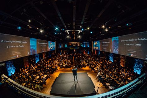 Moving Conferences Online Can Save Up To 94% Of Event Carbon Footprints New Study Finds Ted Talk, Customer Relationship Management, Executive Coaching, Public Speaker, Keynote Speakers, Public Speaking, Tony Robbins, Motivational Speaker, Event Photography