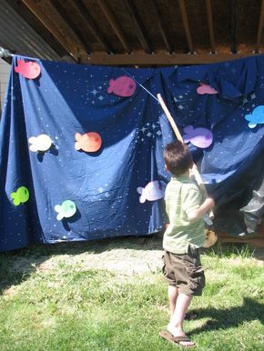 MYSTERY FISHING GAME...sheet hanging over a clothesline, totally doable at the pavillion at the park Carnival Fishing Game, Fishing Games For Kids, School Fall Festival, Fall Festival Games, Fall Carnival, Diy Carnival, Carnival Birthday Party, Festival Games, Fishing Birthday Party