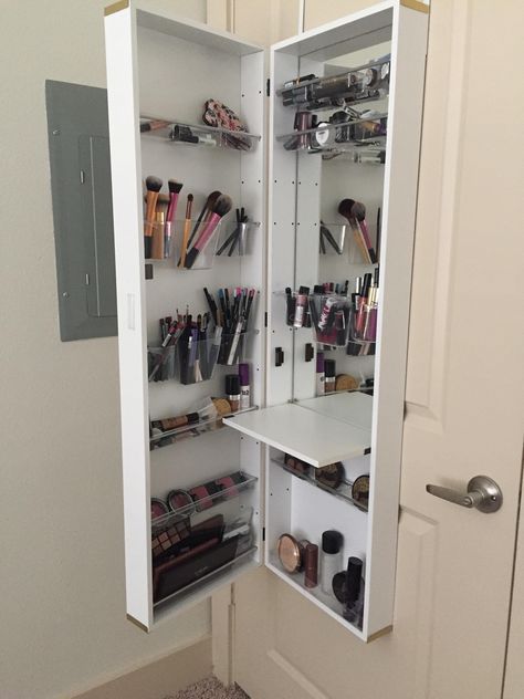 Makeup Storage Wall, Makeup Storage Hacks, Wall Wardrobe Design, Beauty Room Vanity, Good Makeup, House Interior Design Styles, Luxury Closets Design, Dressing Table Design, Wardrobe Interior Design