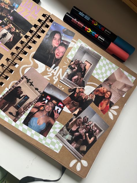 Notebook Of Memories, Friend Birthday Scrapbook, Trendy Scrapbook Ideas, Cute Scrapbooking Ideas, School Year Scrapbook Ideas, Brown Scrapbook Ideas, Photo Book Ideas For Best Friend, Birthday Journal Ideas Scrapbook, Photo Journal Ideas Memories Scrapbook