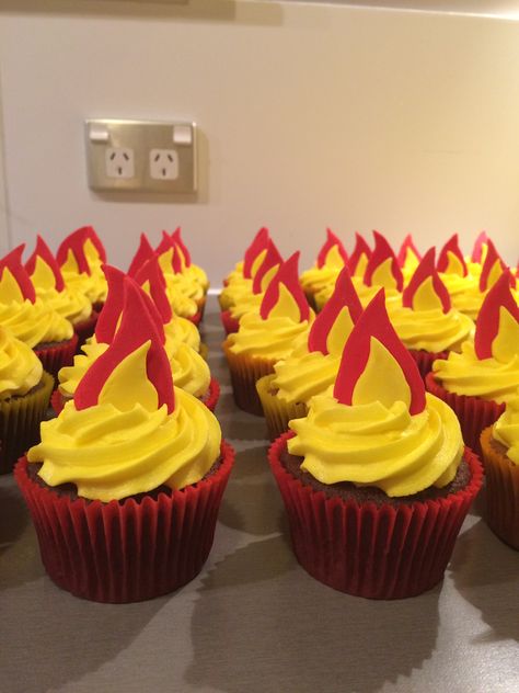 Flame cupcakes for Billy's Fireman themed 1st birthday party. Flame Cupcakes, Firefighter Birthday Cakes, Naruto Party Ideas, Fire Cupcakes, Olympic Food, Bolo Naruto, Naruto Birthday, Ice Party, Fireman Party