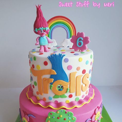 Trolls cake - Cake by Meri Trolls Birthday Party Cake, Trolls Birthday Cake, Poppy Cake, Trolls Cake, Trolls Birthday Party, 4th Birthday Cakes, Troll Party, Twin Birthday, 6th Birthday Parties