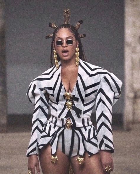 Black Is King, Beyonce Outfits, Beyonce Knowles Carter, Beyonce Style, Beyoncé Giselle Knowles-carter, Beyoncé Giselle Knowles, King Fashion, Beyonce Queen, Blue Ivy