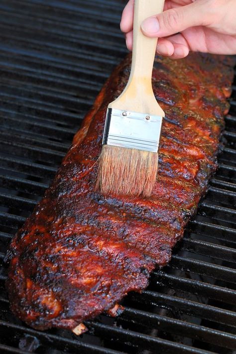 Barbecue Pork Ribs, Charcoal Grilling, Rib Sauce, Pork Spare Ribs, Outback Steakhouse, Barbecue Ribs, Barbecue Pork, Rub Recipes, Smoked Ribs