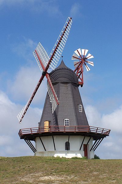 Tilting At Windmills, Windmill Water, Holland Windmills, Old Windmills, Dutch Windmills, Wind Of Change, Water Mill, Water Wheel, Wind Power