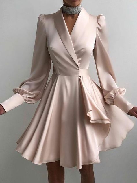 Lantern Sleeve Dress, Womens Fall Dress, Women Long Sleeve Dress, Puff Sleeve Dresses, Necklines For Dresses, Lantern Sleeve, Fashion Colours, Mini Dress With Sleeves, V Neck Dress