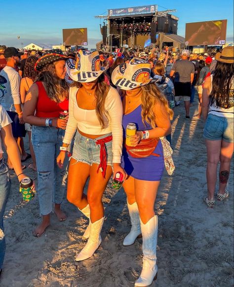 country concert/music festival/ western outfits, LTK link in bio! Country Concert Outfit No Boots, Country Concert Outfit Fall, Concert Outfit Fall, Country Concert Outfits, Country Concert Outfit, Concert Outfits, Country Concert, Country Concerts, Outfit Fall