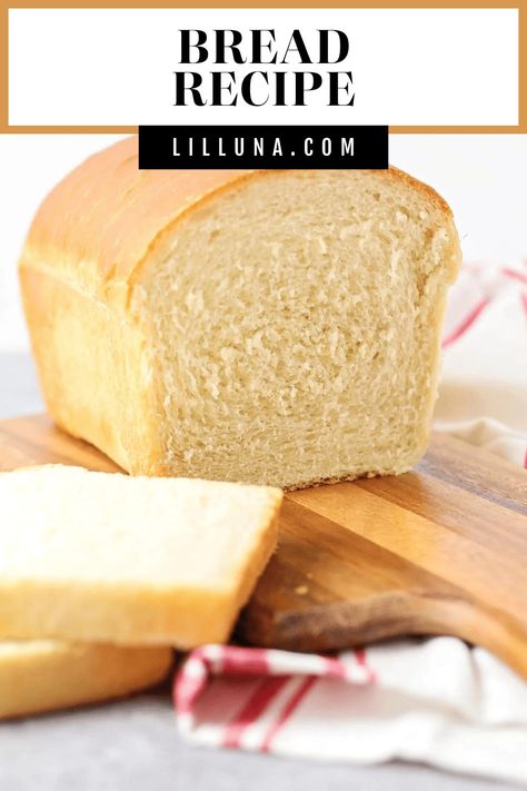 This BEST bread recipe makes the most deliciously fluffy loaf of white bread. It tastes so much better than store-bought! #homemadebread #bread #whitebread #breadrecipes One Hour Bread Recipe, Homemade Tortilla Recipe, Homemade Sandwich Bread, Homemade White Bread, Homemade Sandwich, White Bread Recipe, Homemade Bread Recipes Easy, Sandwich Bread Recipes, Homemade Bread Easy