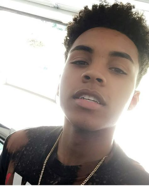 He's a Hershey bar to the eyes, with lips sweeter than cherries. Lad… #fanfiction #Fanfiction #amreading #books #wattpad Darrin Jones, Light Skins, Lightskinned Boys, Tyler Johnson, Mixed Guys, Mixed Boy, Miles Spiderman, Iphone Giveaway