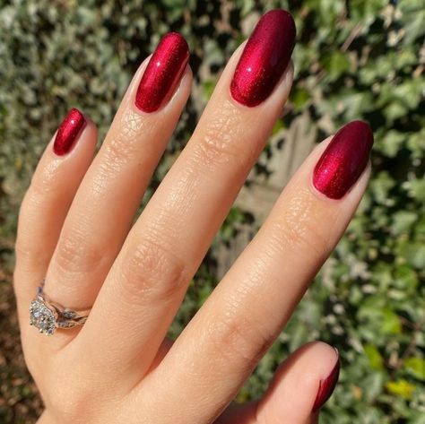 Red Pearlescent Nails, Red Satin Nails, Dark Red Shimmer Nails, Shimmery Red Nails, Velvet Red Nails, Red Nails Shiny, Red Glazed Nails, Red Holographic Nails, Red Shiny Nails