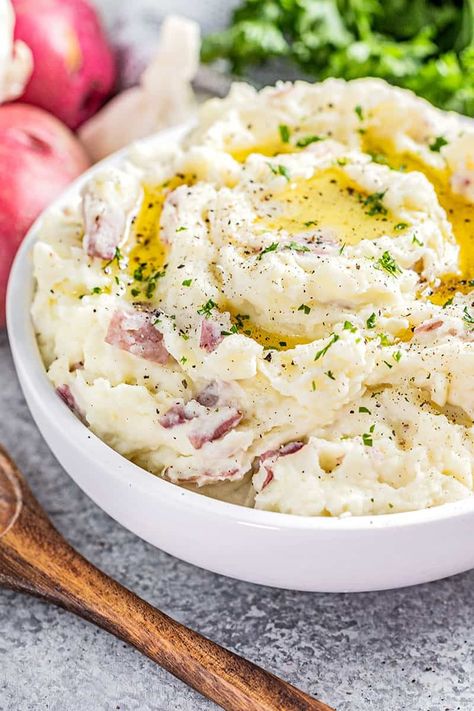 Steakhouse Style Garlic Mashed Potatoes - The Stay At Home Chef Side Dishes For Meal Prep, Meatball Garlic Bread, Bbq Chicken Side Dishes, Bbq Chicken Sides, Chicken Side Dishes, Rosemary Mashed Potatoes, Stay At Home Chef Recipes, Stuffed Garlic Bread, Home Chef Recipes