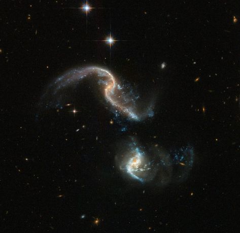 Nasa Hubble Images, Hubble Photos, Hubble Space Telescope Images, Nasa Hubble, Hubble Images, Hubble Telescope, Spiral Galaxy, Hubble Space, Space Pictures