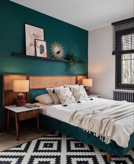 Teal And Olive Green Bedroom, Petrol Green Bedroom, Dark Teal Wall Bedroom, Bold Colored Rooms, Bedroom Turquoise Walls, Dark Teal Boho Bedroom, Teal And Wood Bedroom, Dark Teal And Gold Bedroom, Dark Turquoise Accent Wall