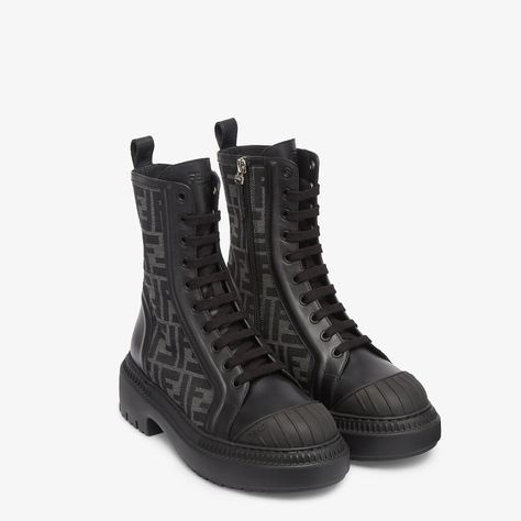 Domino Fendi Boots Outfit, Boots With Laces, Fendi Boots, Fendi Logo Design, Shoes Laces, Velvet High Heels, Leather Biker Boots, Low Heel Boots, Airport Fashion