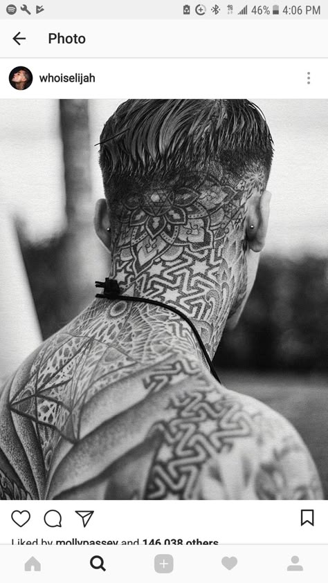 Mandala Tattoo Mann, Back Of Neck Tattoo Men, Nape Tattoo, Throat Tattoo, Back Of Neck Tattoo, Mens Shoulder Tattoo, Cool Forearm Tattoos, Neck Tattoo For Guys, Tattoos Geometric