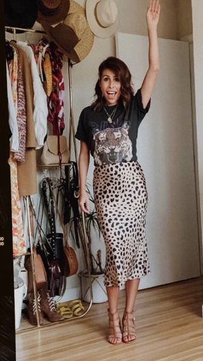 Leopard Silk Skirt Outfit, Slip Skirt Outfit Casual, Cheetah Satin Skirt Outfit, Leopard Slip Skirt Outfit, Animal Print Slip Skirt Outfit, Leopard Midi Skirt Outfit, Slip Dress Outfit Fall, Leopard Satin Skirt, Leopard Print Skirt Outfit