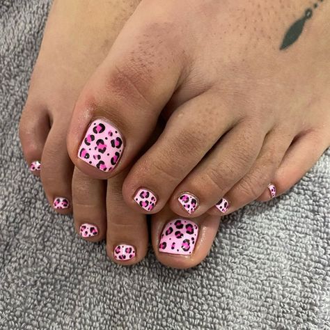 Cheetah Print Toe Nails, Cheetah Toes, Black Toe Nails, Toenail Art Designs, Pink Toe Nails, Easy Toe Nail Designs, Fruit Nail, Fruit Nail Art, Boho Nails