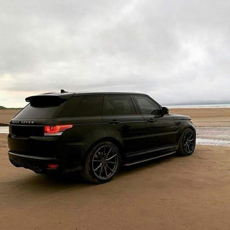 Range Rover Sport Black, Range Rover Svr, Range Rover Black, Range Rover Car, Best Suv, Land Rover Range Rover Evoque, Jaguar Land Rover, Car Inspiration, Jeep 4x4