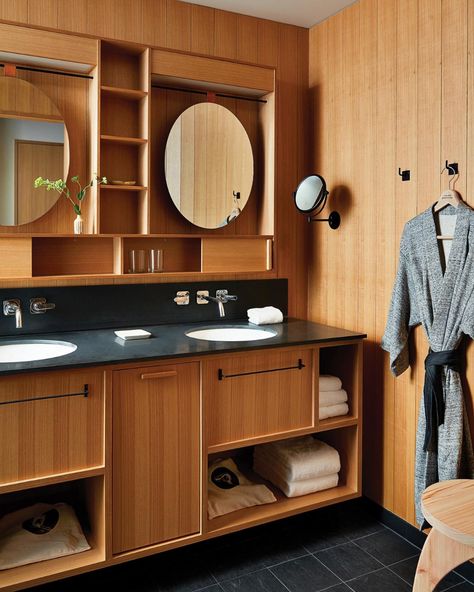 Bathroom at the Ace Hotel Kyoto, designed by Kengo Kuma and Commune with an East-meets-West perspective. PHOTO: STEPHEN KENT JOHNSON Kent Johnson, Commune Design, Ruth Asawa, Japanese Bathroom, Traditional Japanese Architecture, Kengo Kuma, Bathroom Design Inspiration, Ace Hotel, Hotel Project