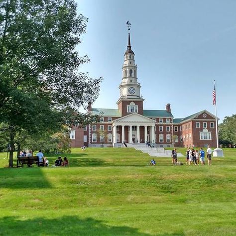 Colby College Colby College, Georgian Revival, Vision Board Pics, College Search, College Majors, College Aesthetic, School Librarian, Academic Motivation, Education College