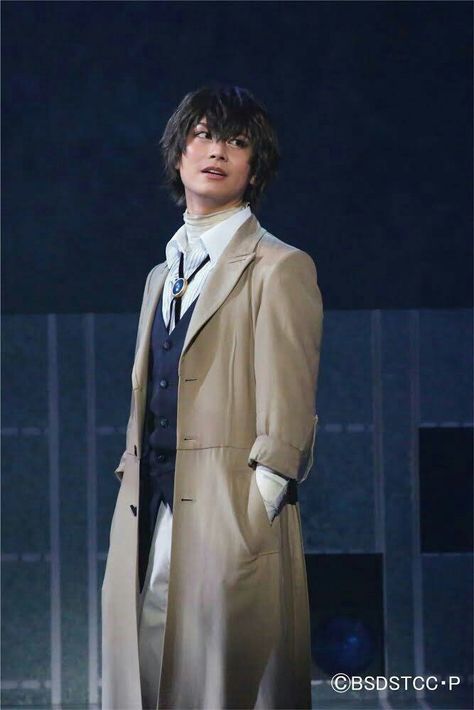 Bungou Stray Dogs Dazai, Stray Dogs Dazai, Bungou Stray Dogs Wallpaper, Banana Art, Bungou Stray Dogs Characters, Dazai Bungou Stray Dogs, Stage Actor, Stage Play, Dog Wallpaper