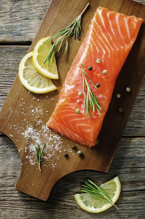 Cooking Salmon Fillet, Raw Salmon, Marsala Chicken Recipes, Food Backgrounds, Cooking Salmon, Salmon Fillets, Food Facts, Salmon Recipes, How To Cook