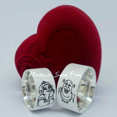 Minnie Party, My Boo, Wedding Illustration, Jewelry Boards, Disney Jewelry, Matching Rings, Luxury Jewelry, Jewelry Pieces, Rings For Men