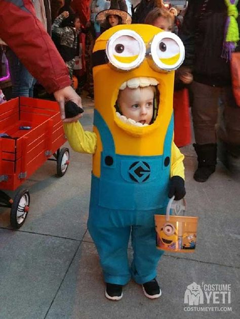 This Kevin the Minion costume will surely grab the attention of anyone who was a fan of the little creatures. It has a mascot style to it that makes it super realistic in shape and design. This little guy truly does look like he’s a part of Minionkind in this costume! A message from Sarah, … Kevin The Minion, Kevin Minion, Pictures Of Kids, Dinner Kids, Desk Kids, Minion Costume, Kids Dinner, Kids Desk, Costumes Kids