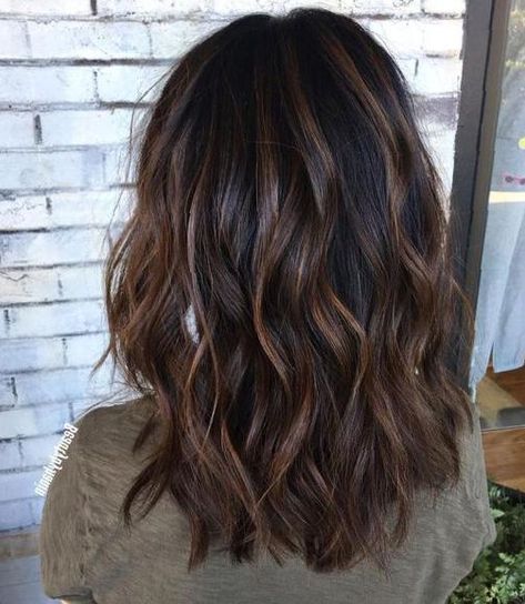 Brunette Hair With Highlights, Hairstyles And Haircuts, Wavy Hairstyles, Brown Hair Balayage, Brown Highlights, Balayage Brunette, Brown Blonde Hair, Brown Hair With Highlights, Dark Brown Hair