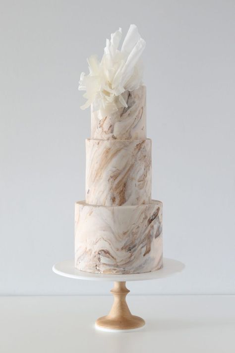 Wedding Cake Marble, Fancy Wedding Cakes, Painted Wedding Cake, Wedding Cake Tops, Elegant Birthday Cakes, Dream Wedding Cake, Marble Wedding, Tiered Cake