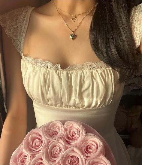 Cute dress, outfit, flowers, aesthetic, white dress, floral dress, clean girl aesthetic, pink flowers, pretty girl, dollete Floral Dress Aesthetic, Spring Coquette, Cottagecore Outfit, Pastel Heart, Soft Girl Outfits, Roses White, Girly Style, White Lace Dress, Dress Aesthetic