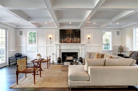 East Hampton single-family home with pool, coffered ceilings asks $4.3M - Curbed Hamptons Coffered Ceiling Ideas Living Room, Coffered Ceiling Family Room, Coffered Ceiling Ideas, Ceiling Ideas Living Room, Coffer Ceiling, Living Dining Room Ideas, Modern Colonial, Hardwood Floors Dark, Ceiling Ideas