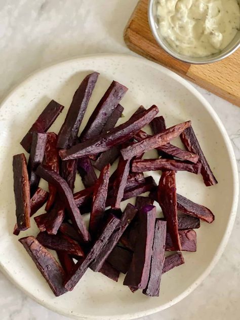 These air fryer purple sweet potato fries are simple and quick to make and taste delicious! These fries are bursting with nutrients including antioxidants and are a great option for a healthy side dish, snack or appetizer! Chinese Garlic Green Beans, Potatoe Fries, Garlic Flatbread, Chinese Garlic, Dinner Vegetarian, Purple Sweet Potato, Japanese Sweet Potato, Healthy Vegetarian Dinner, Healthy Side Dish