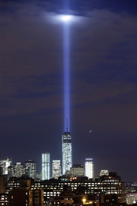 Tribute In Light, American Landmarks, Light Shoot, 12th Anniversary, One World Trade Center, Ground Zero, Nyc Street, Art Society, Trade Centre