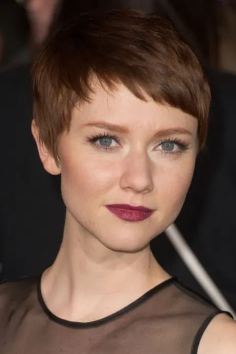 50 Fresh Pixie Haircuts with Bangs Ideas for 2024 Pixie Haircut With Short Bangs, Super Short Pixie Round Face, Short Pixie Cut With Bangs, Short Fringe Bangs, Pixie Haircuts With Bangs, Super Short Pixie, Bangs Ideas, Asymmetrical Bangs, Pixie Cut With Bangs