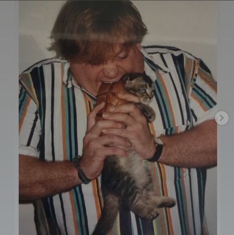 Chris Farley Quotes, He Is Literally Me, Celebrities With Cats, Addictive Personality, David Spade, Chris Farley, Elvis Presley Images, Tommy Boy, Adam Sandler