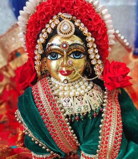 Radha-Rani 🌺 Bal Radha Rani, Morning Workout Routine, Laddu Gopal Dresses, Art Painting Diy, Good Morning Flowers Gif, Flowers Gif, Jai Shree Krishna, Radha Krishna Images, Abstract Art Painting Diy